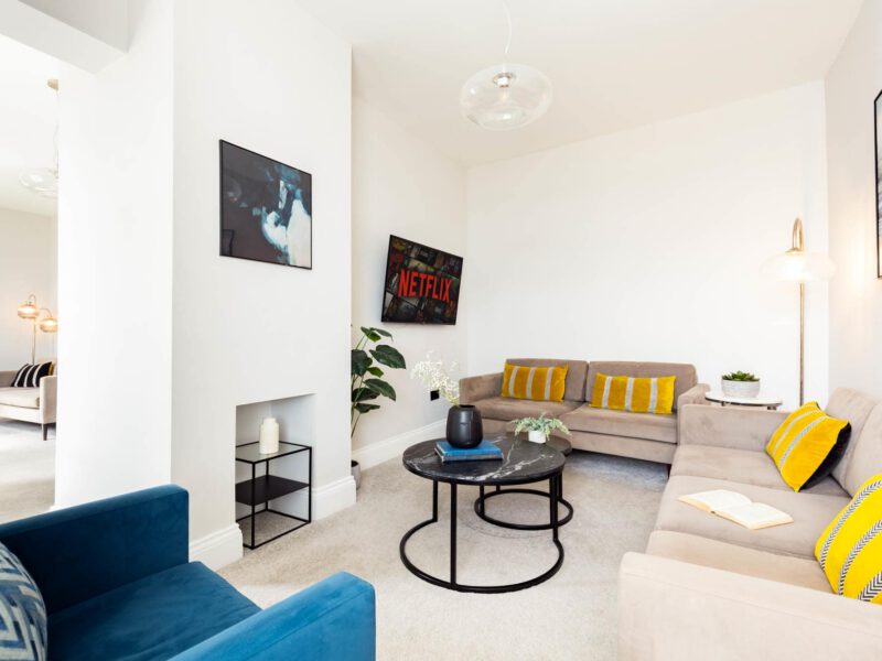 Comfortable living area with Netflix TV at Ocean Pearl holiday let.
